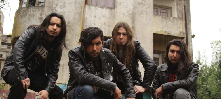 Assylum compone nuevo material