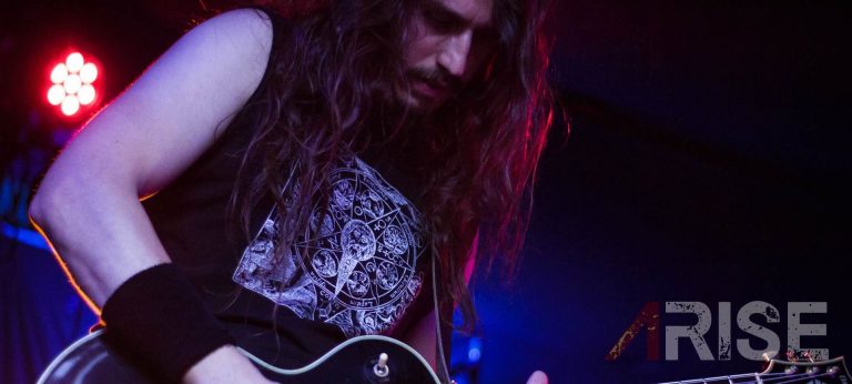 Espectadores: Treno I – Voragine Of Autumn y Thvnvtos en Santiago