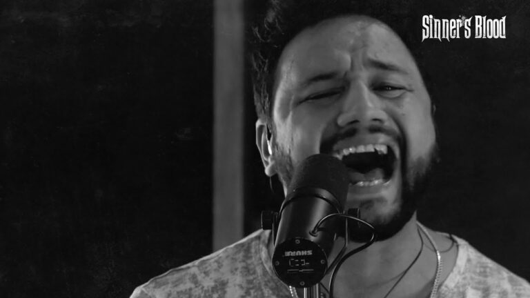 Sinner’s Blood lanza trailer de show online, Inside The Mirror – Live At Orange Studios