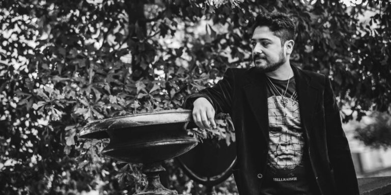 Miembro de Insider, Melhaller, comenta recepción de su segundo álbum solista, Amenti